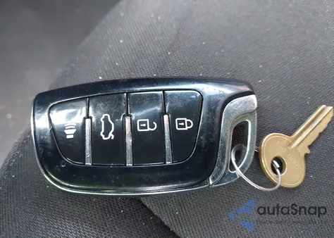 2018 Chevrolet Malibu Lt from USA, damaged, VIN 1G1ZD5ST6JF244419